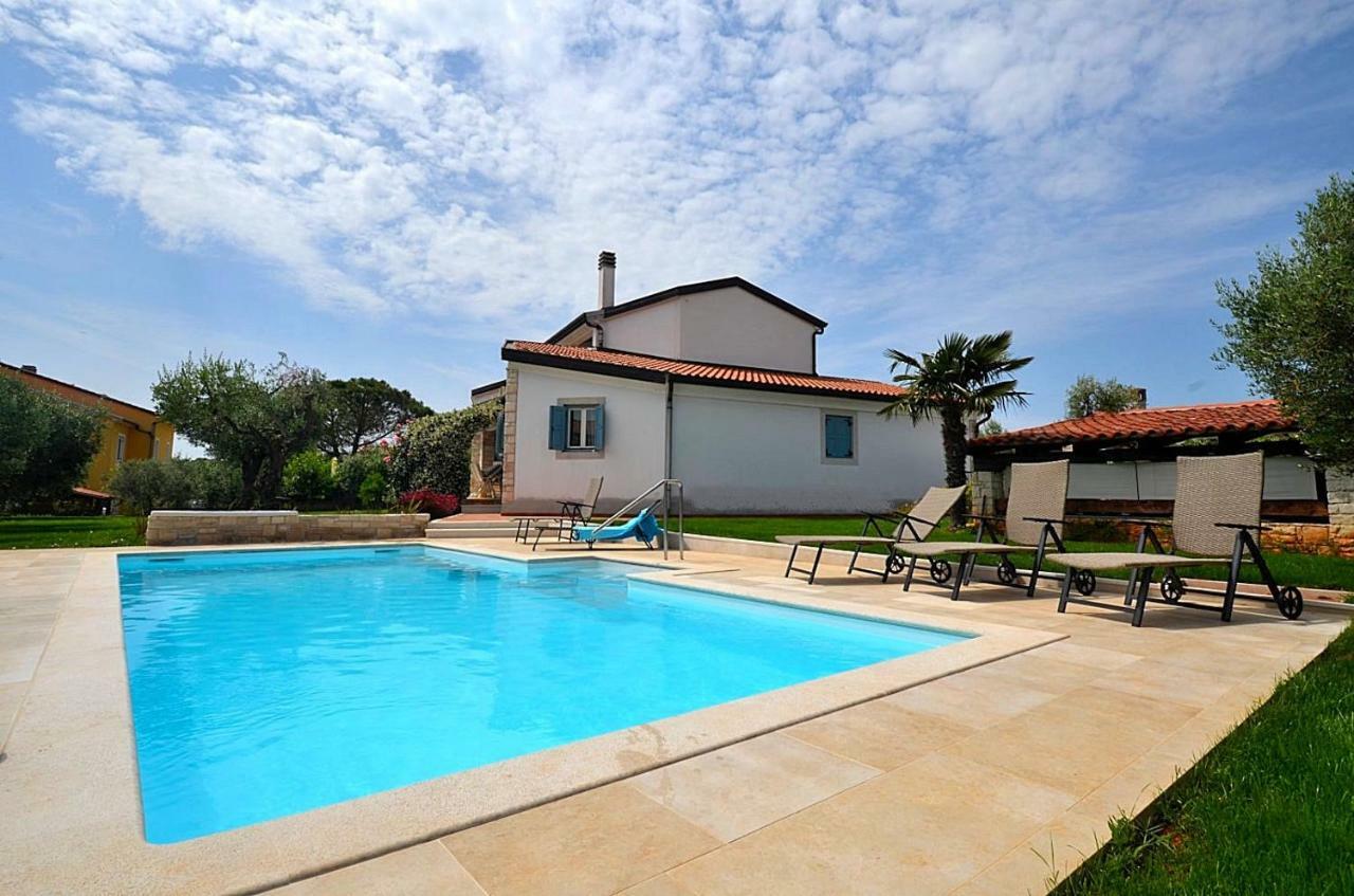 Holiday home Sverko Novigrad Istria Exteriör bild