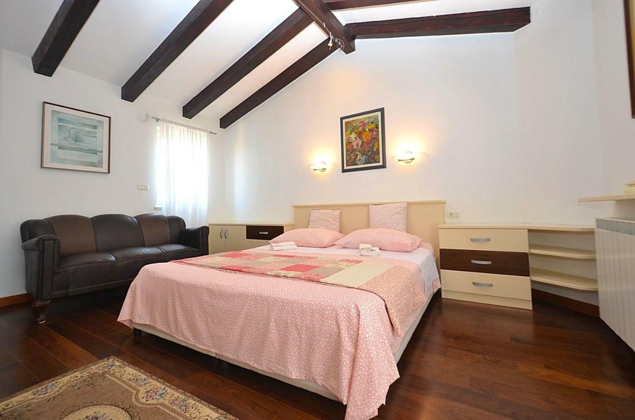 Holiday home Sverko Novigrad Istria Exteriör bild