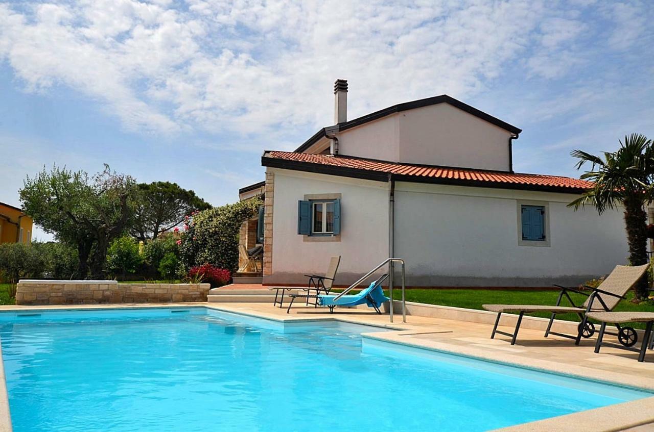 Holiday home Sverko Novigrad Istria Exteriör bild
