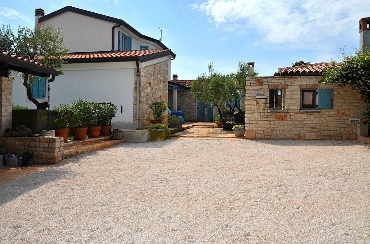 Holiday home Sverko Novigrad Istria Exteriör bild