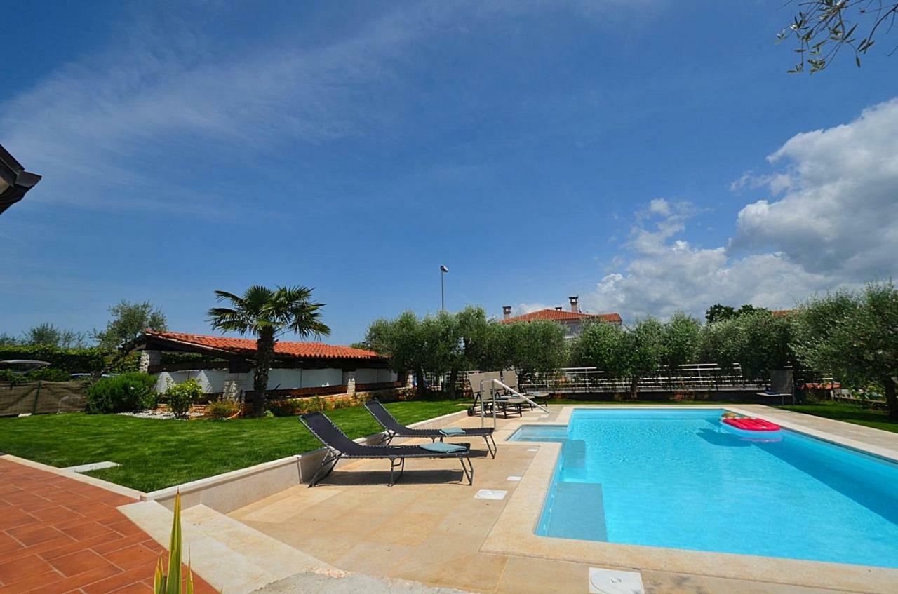 Holiday home Sverko Novigrad Istria Exteriör bild